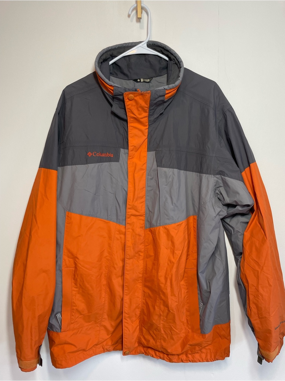 Columbia Men's Orange & Gray Waterproof Rain Jacket